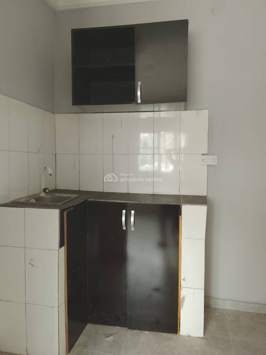 a Self Contained Room, Eleganza Gardens, Vgc, Lekki, Lagos, Self Contain (single Rooms) for Rent