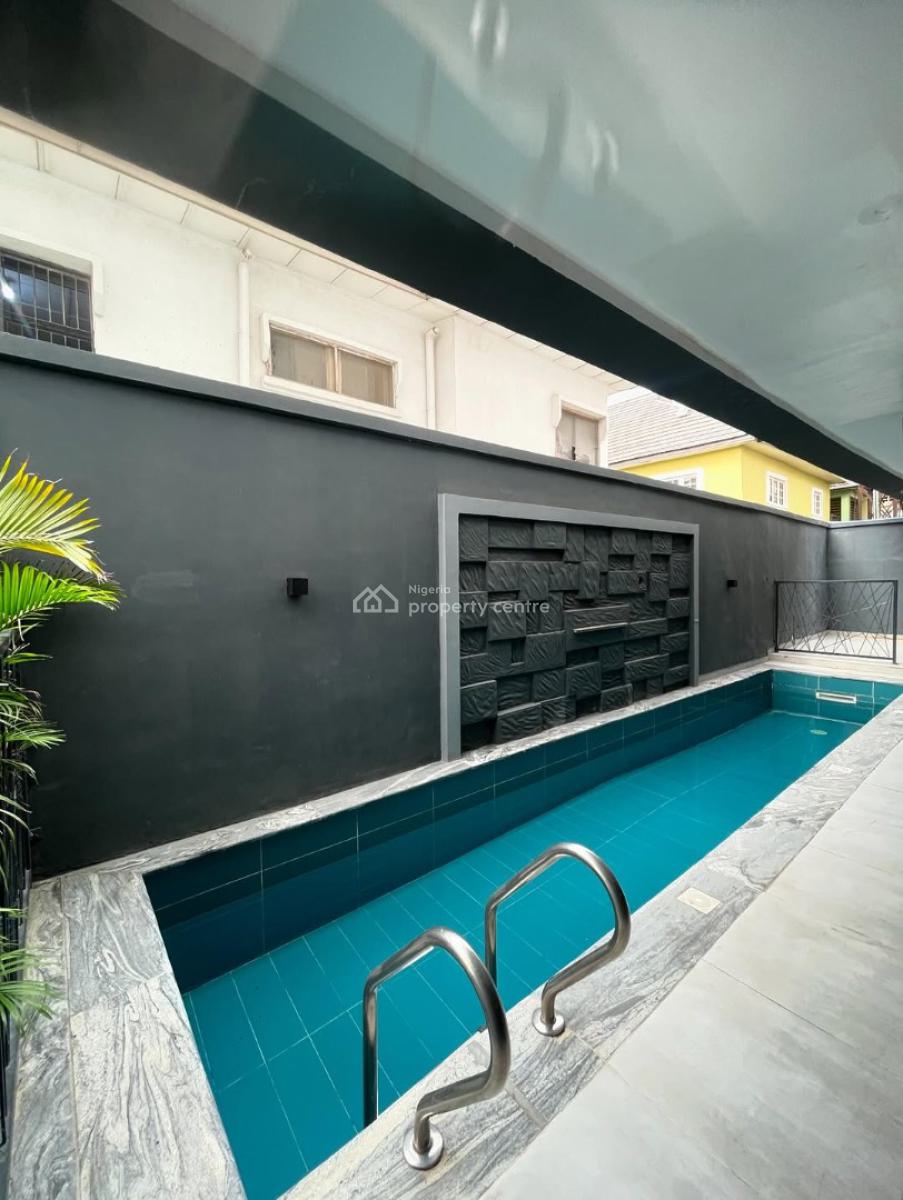 4-bedroom Maisonette with Bq, Lekki Phase 1, Lekki, Lagos, Flat / Apartment for Rent