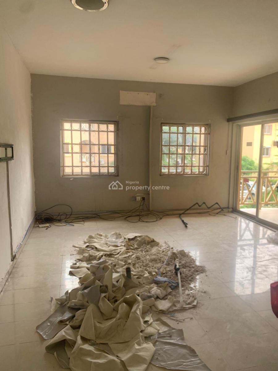 Fully Service 3bedroom Apartment with Bq at Victory Park Estate Osapa, Victory Park Estate Osapa, Osapa, Lekki, Lagos, House for Rent