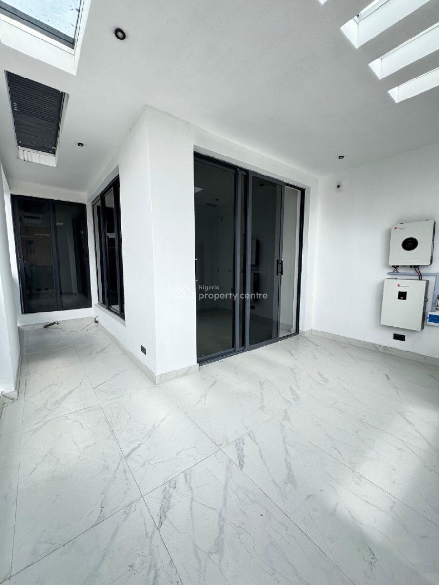 Beautiful 4bedroom Penthouse with Elevator, Lekki Phase 1, Lekki, Lagos, Terraced Duplex for Sale