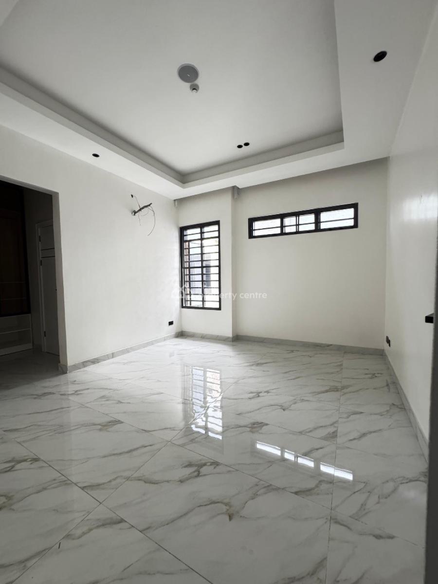 Beautiful 4bedroom Penthouse with Elevator, Lekki Phase 1, Lekki, Lagos, Terraced Duplex for Sale