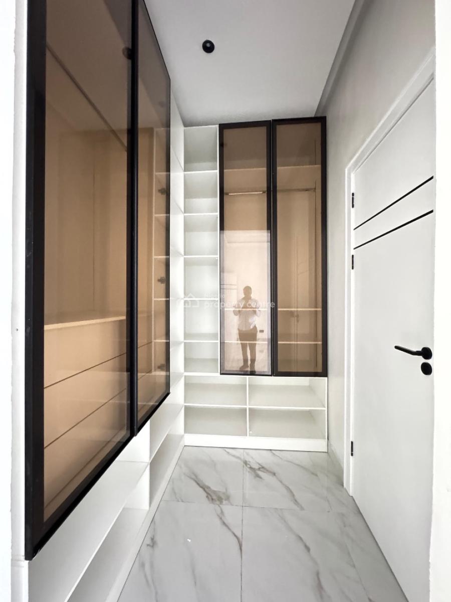 Beautiful 4bedroom Penthouse with Elevator, Lekki Phase 1, Lekki, Lagos, Terraced Duplex for Sale
