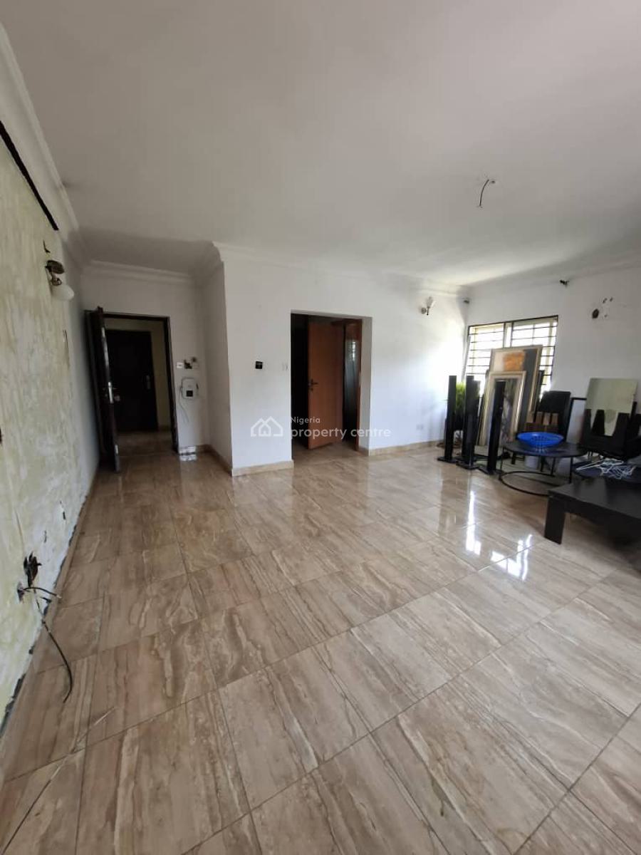 a Spacious 2 Bedroom  Apartment, Lekki Pennisula Phase1, Lekki, Lagos, Flat / Apartment for Rent
