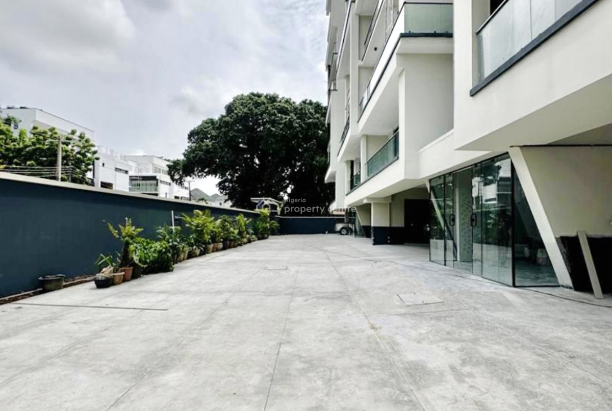 Brand New 4-bedroom Apartment with One (1) Bq, Ikoyi, Lagos, Flat / Apartment for Rent