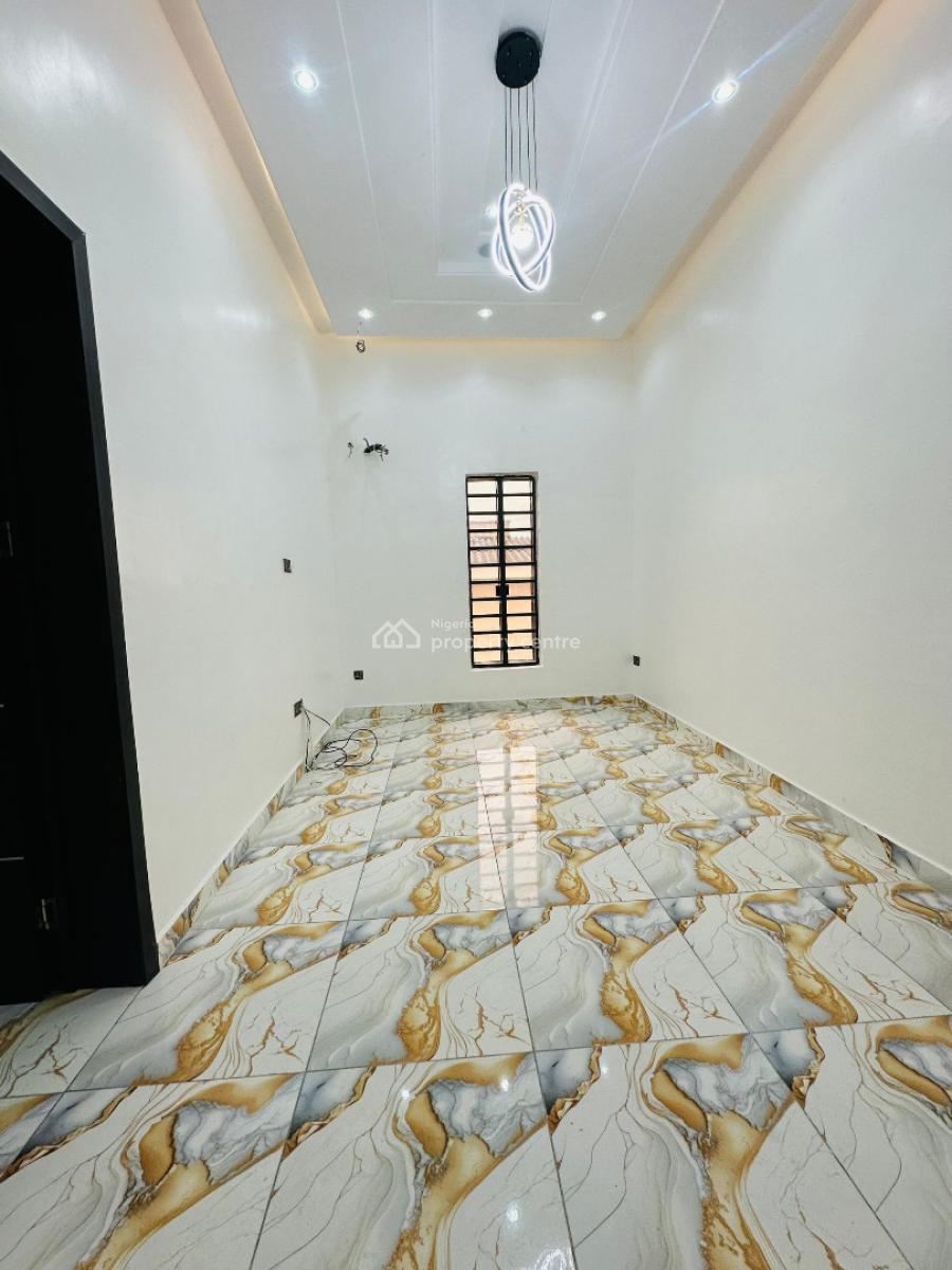 Spaciously 5 Bedroom Detached Duplex with Bq & Swimming Pool, Gbagada, Lagos, Detached Duplex for Sale