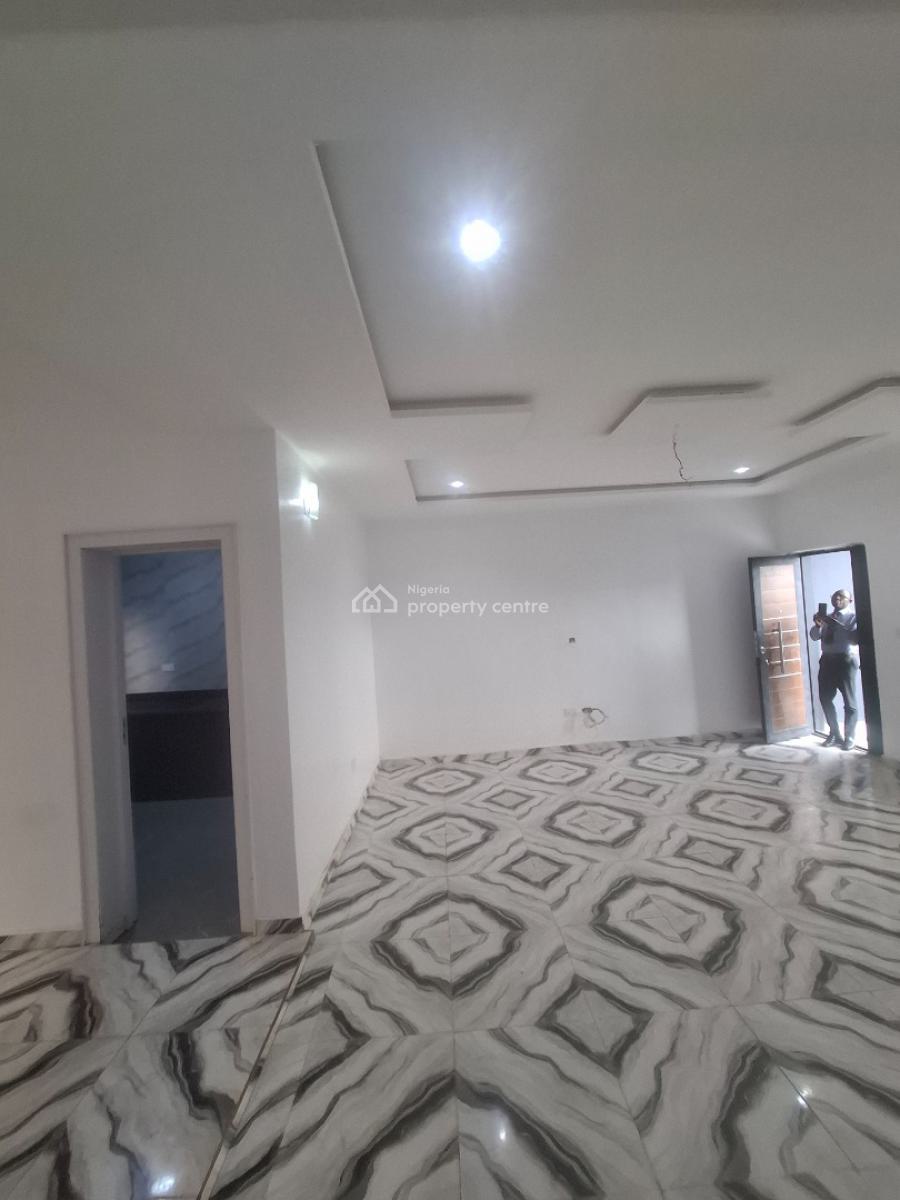 Greenwich Estate at Kosofe on Very Massive 2 Bedroom Apartment Upstair, Kosofe, Lagos, Flat / Apartment for Rent