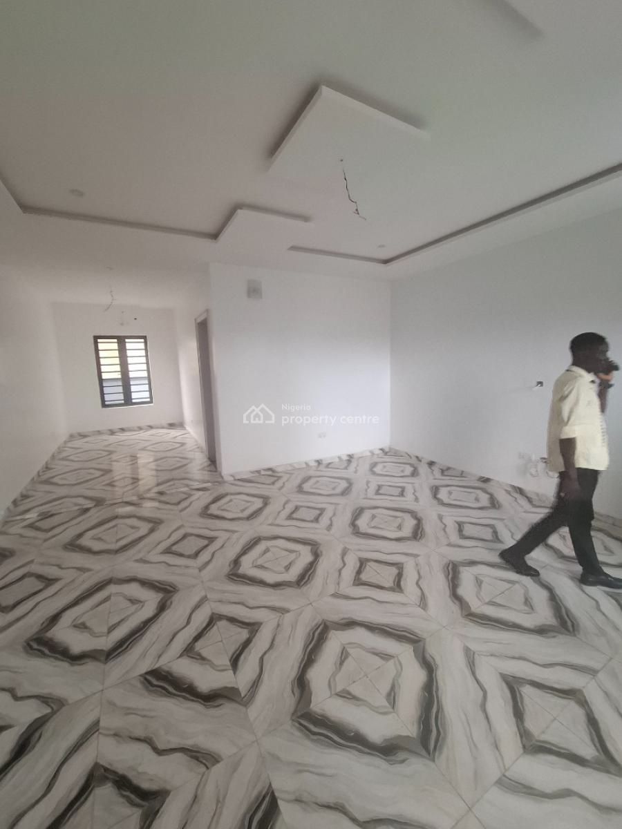 Greenwich Estate at Kosofe on Very Massive 2 Bedroom Apartment Upstair, Kosofe, Lagos, Flat / Apartment for Rent