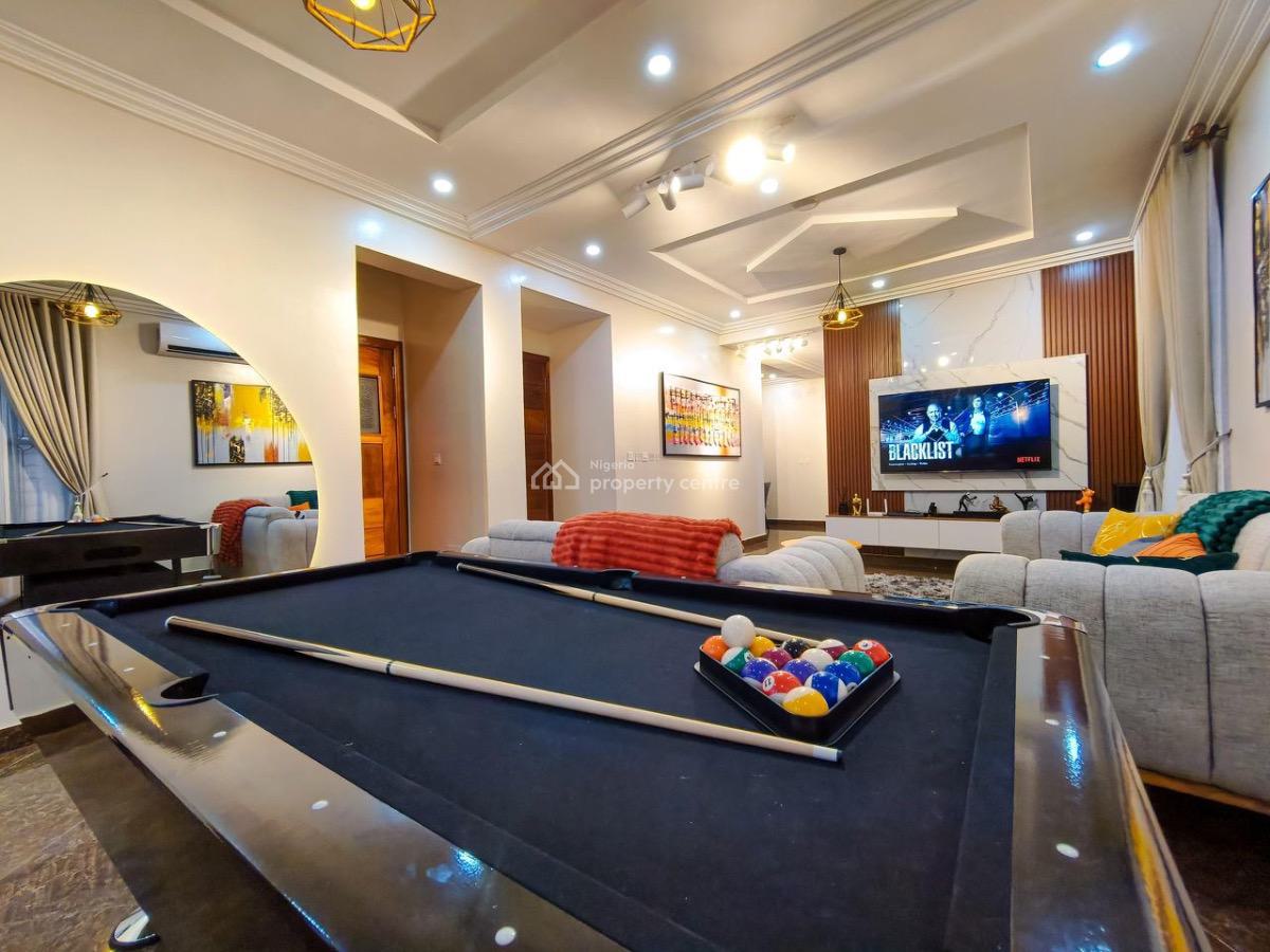 Luxury 2 Bedroom Penthouse with Ps5 and Snooker Board, Admiralty Way, Lekki Phase 1, Lekki, Lagos, Flat / Apartment Short Let