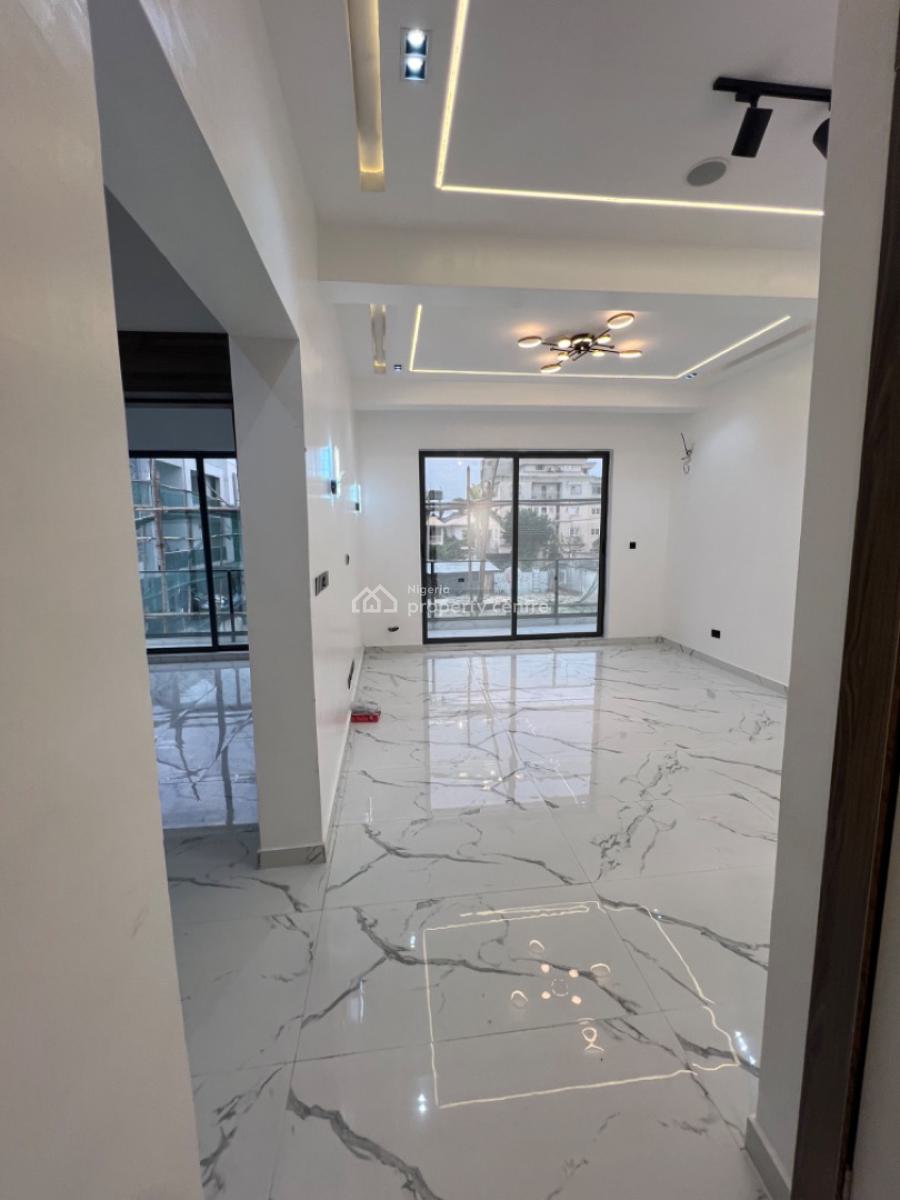2 Bedroom Flat, Lekki Phase 1, Lekki, Lagos, Flat / Apartment for Sale