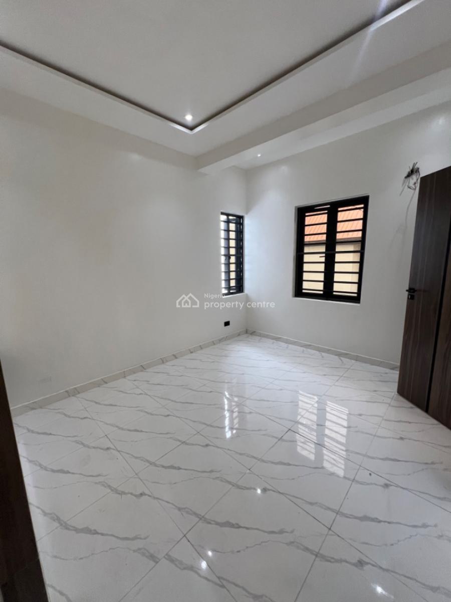 2 Bedroom Flat, Lekki Phase 1, Lekki, Lagos, Flat / Apartment for Sale