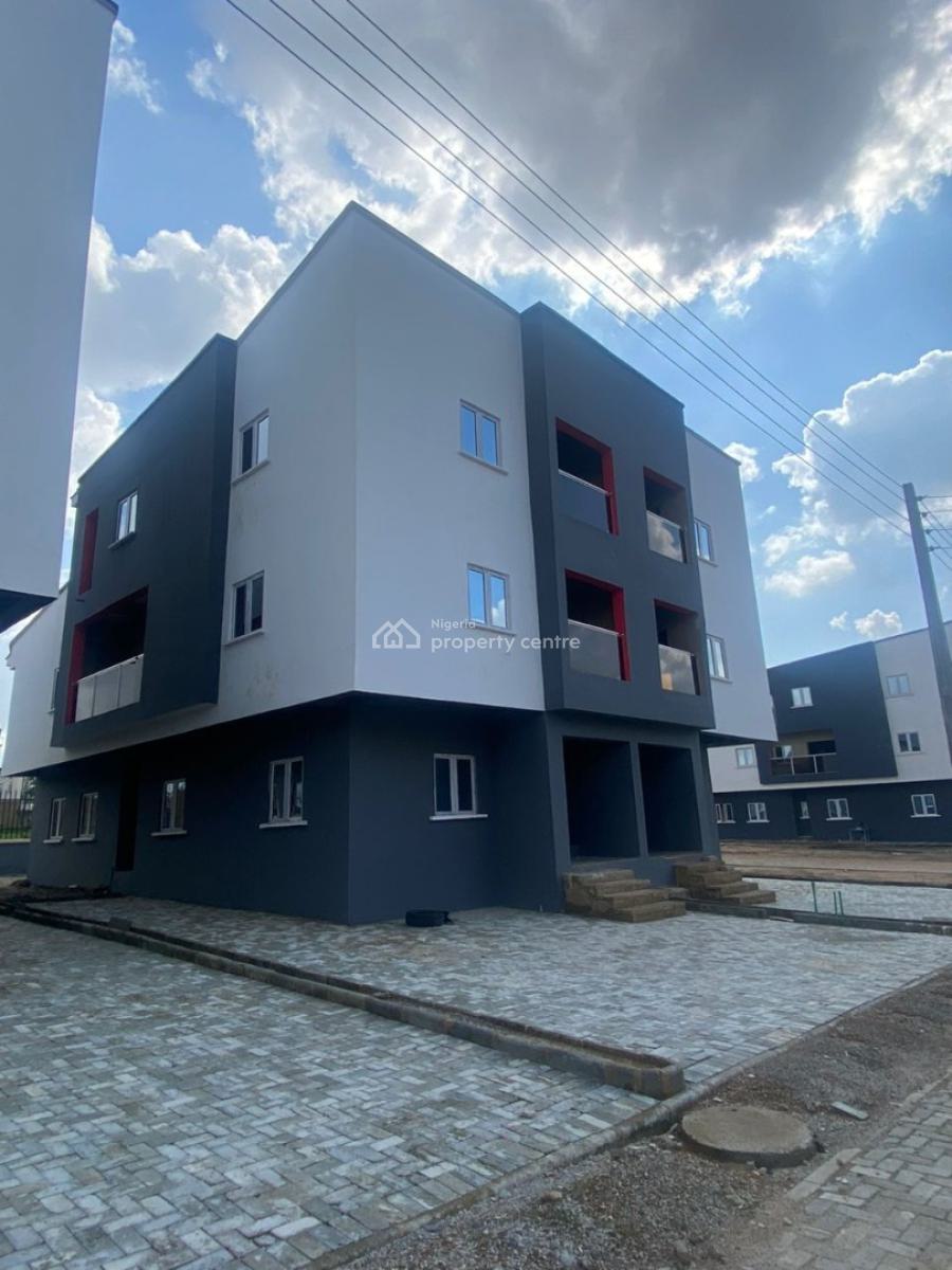 6 Bedroom Semi Detached Duplex Plus Bq, De Villa, Katampe Extension, Katampe, Abuja, Semi-detached Duplex for Sale