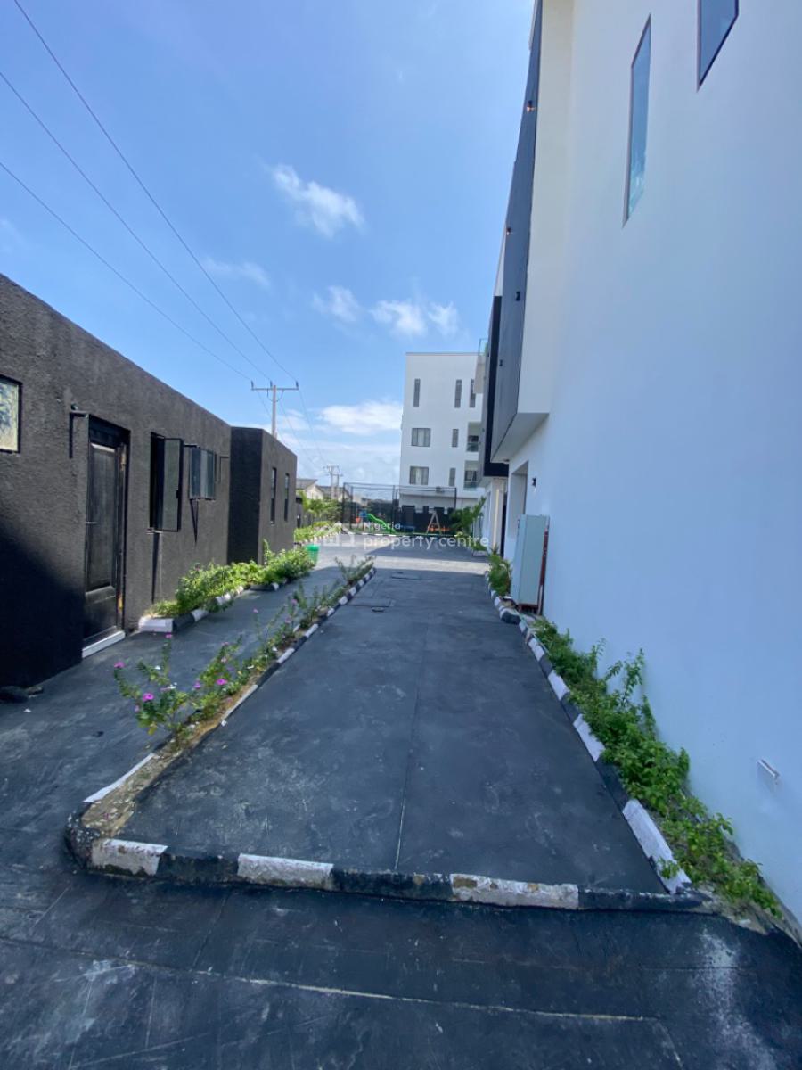 Fully Serviced and Pool Bran  New 4 Bedrooms Maisonette with Bq, Lekki Lekki, Ikate, Lekki, Lagos, Flat / Apartment for Sale