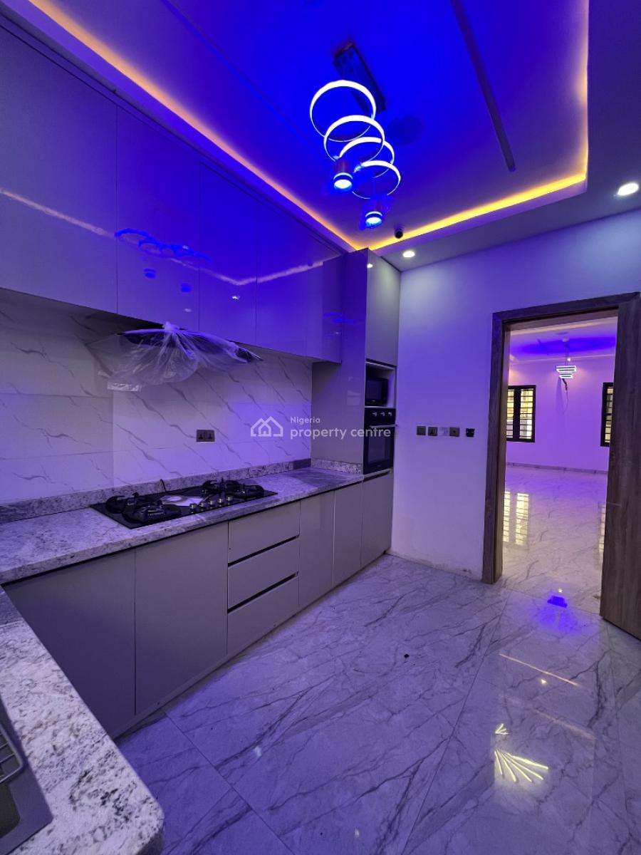 Luxury 4 Bedroom Terrace with Amazing Facilities, Osapa London, Osapa, Lekki, Lagos, Terraced Duplex for Sale