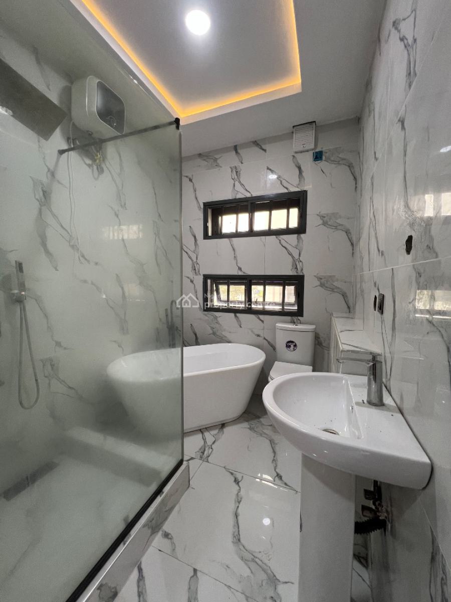Luxury 4 Bedroom Terrace with Amazing Facilities, Osapa London, Osapa, Lekki, Lagos, Terraced Duplex for Sale