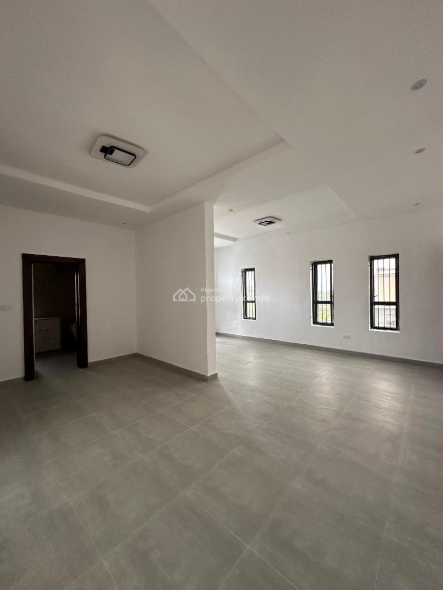 Spacious Well-built 5 Bedroom Fully Detached Duplex with Bq, Ajah, Lagos, Detached Duplex for Sale