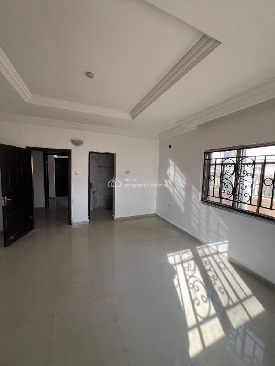 Standard 3 Bedroom Bungalow Alone in The Compound with Gate, Inside an Estate Along Cedarcrest Hospital Road Apo, Apo, Abuja, Flat / Apartment for Rent