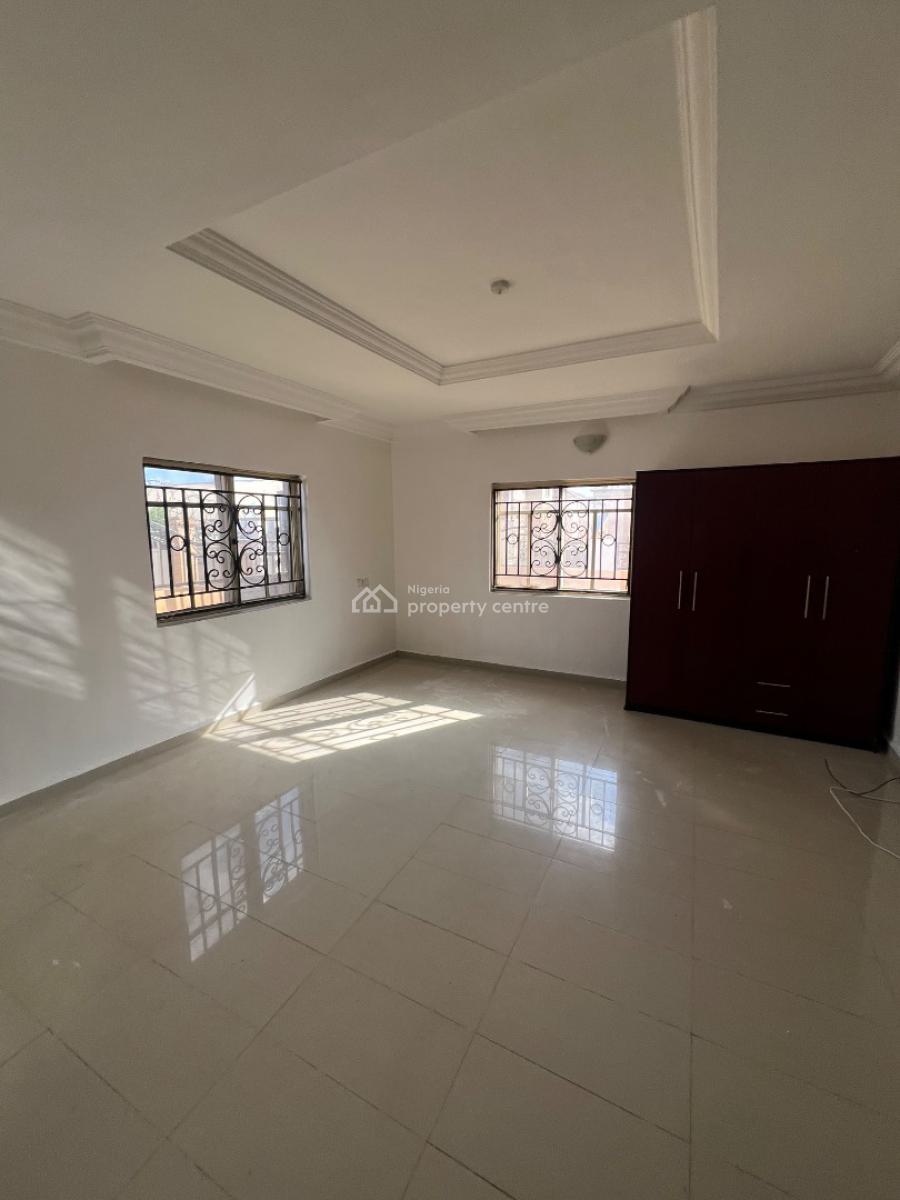 Standard 3 Bedroom Bungalow Alone in The Compound with Gate, Inside an Estate Along Cedarcrest Hospital Road Apo, Apo, Abuja, Flat / Apartment for Rent
