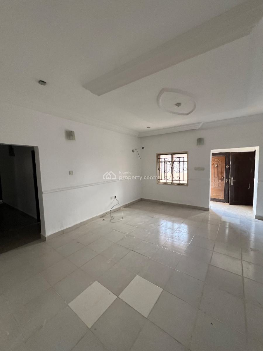 Standard 3 Bedroom Bungalow Alone in The Compound with Gate, Inside an Estate Along Cedarcrest Hospital Road Apo, Apo, Abuja, Flat / Apartment for Rent