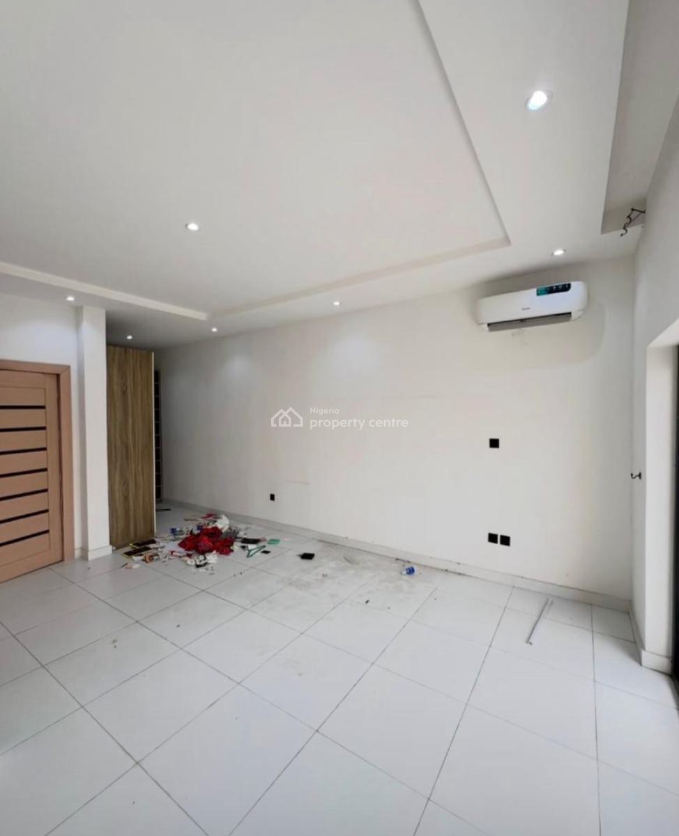 Beautiful 4-bedroom Terrace with Bq, Lekki Phase 1, Lekki, Lagos, Terraced Duplex for Rent