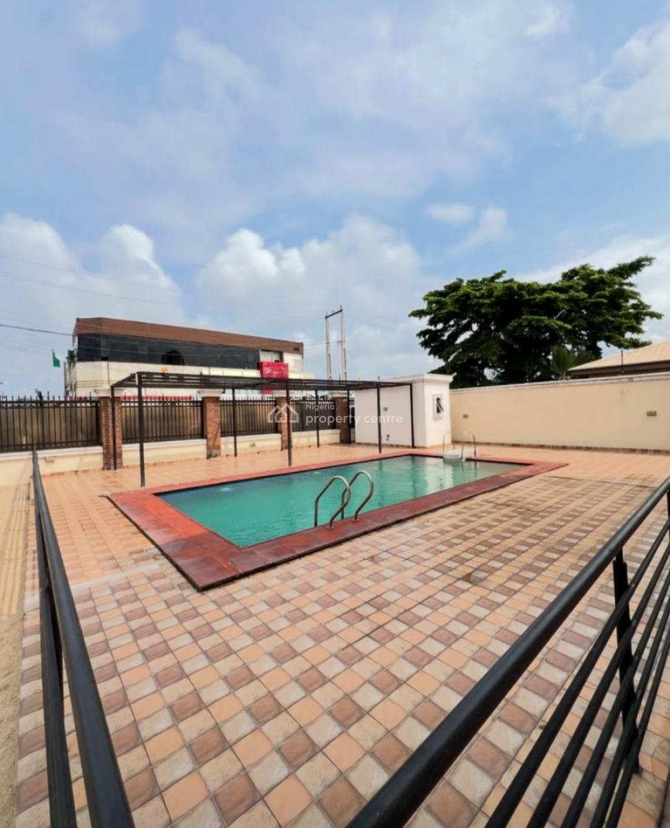Beautiful 4-bedroom Terrace with Bq, Lekki Phase 1, Lekki, Lagos, Terraced Duplex for Rent
