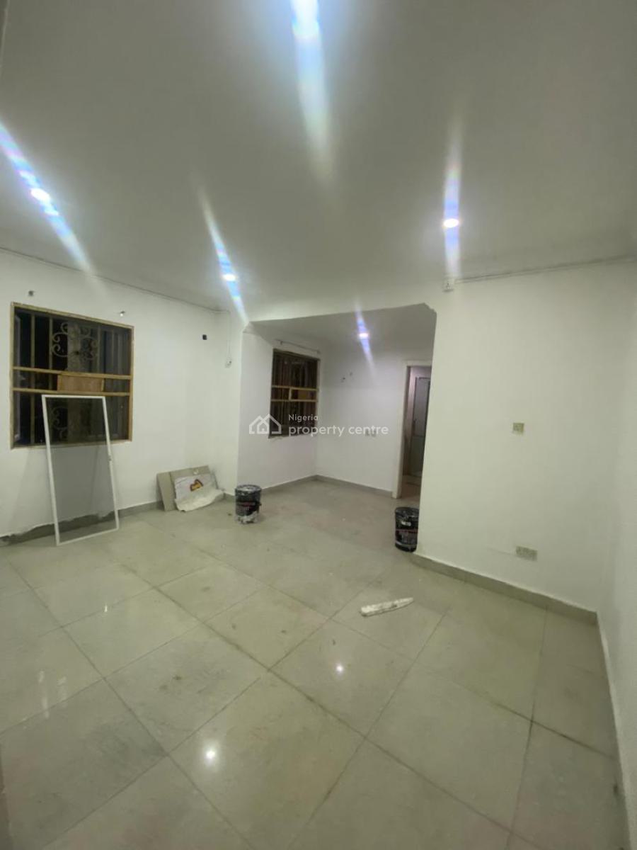 Newly Revamped Self Serviced 2 Bedroom Office Space in Lekki Phase 1, Off Hakeem Dickson Lekki Phase 1, Lekki Phase 1, Lekki, Lagos, Flat / Apartment for Rent