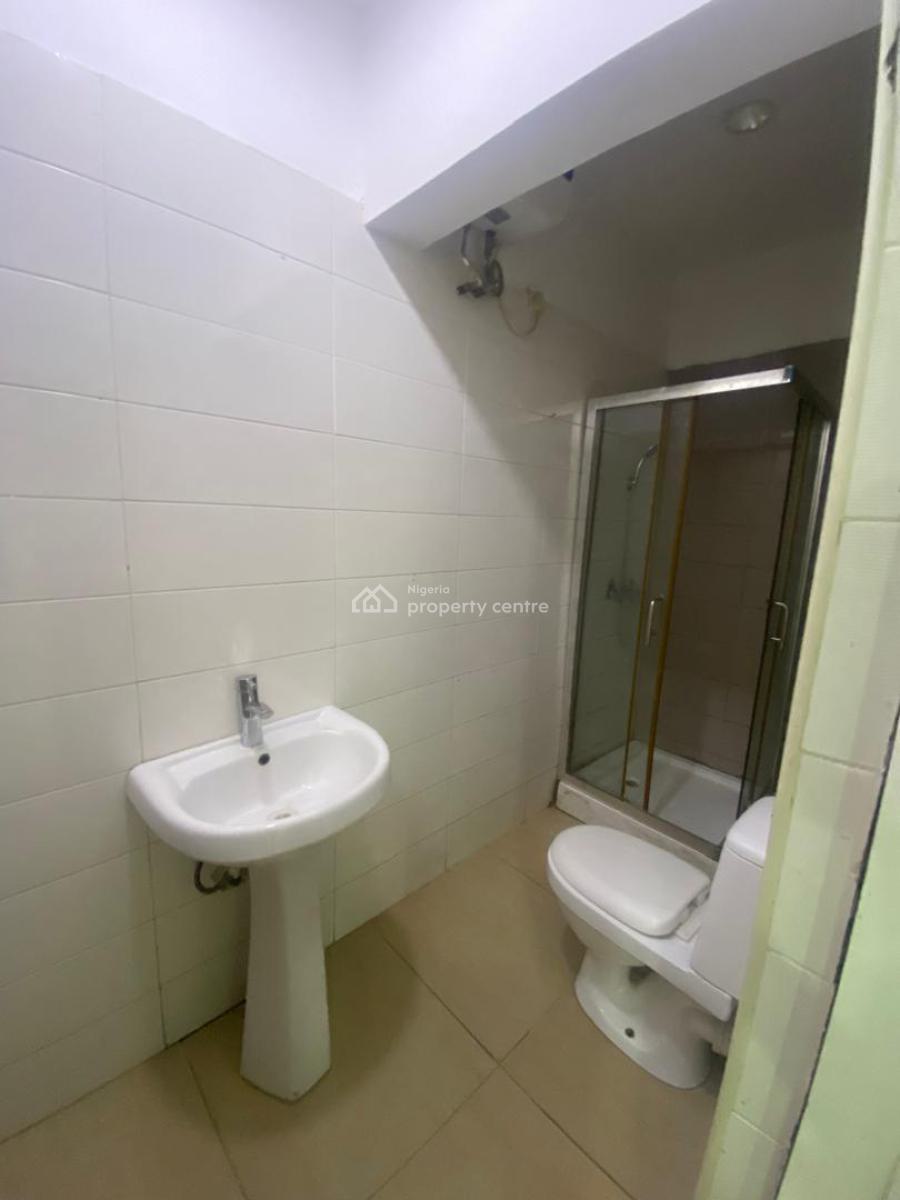 Newly Revamped Self Serviced 2 Bedroom Office Space in Lekki Phase 1, Off Hakeem Dickson Lekki Phase 1, Lekki Phase 1, Lekki, Lagos, Flat / Apartment for Rent