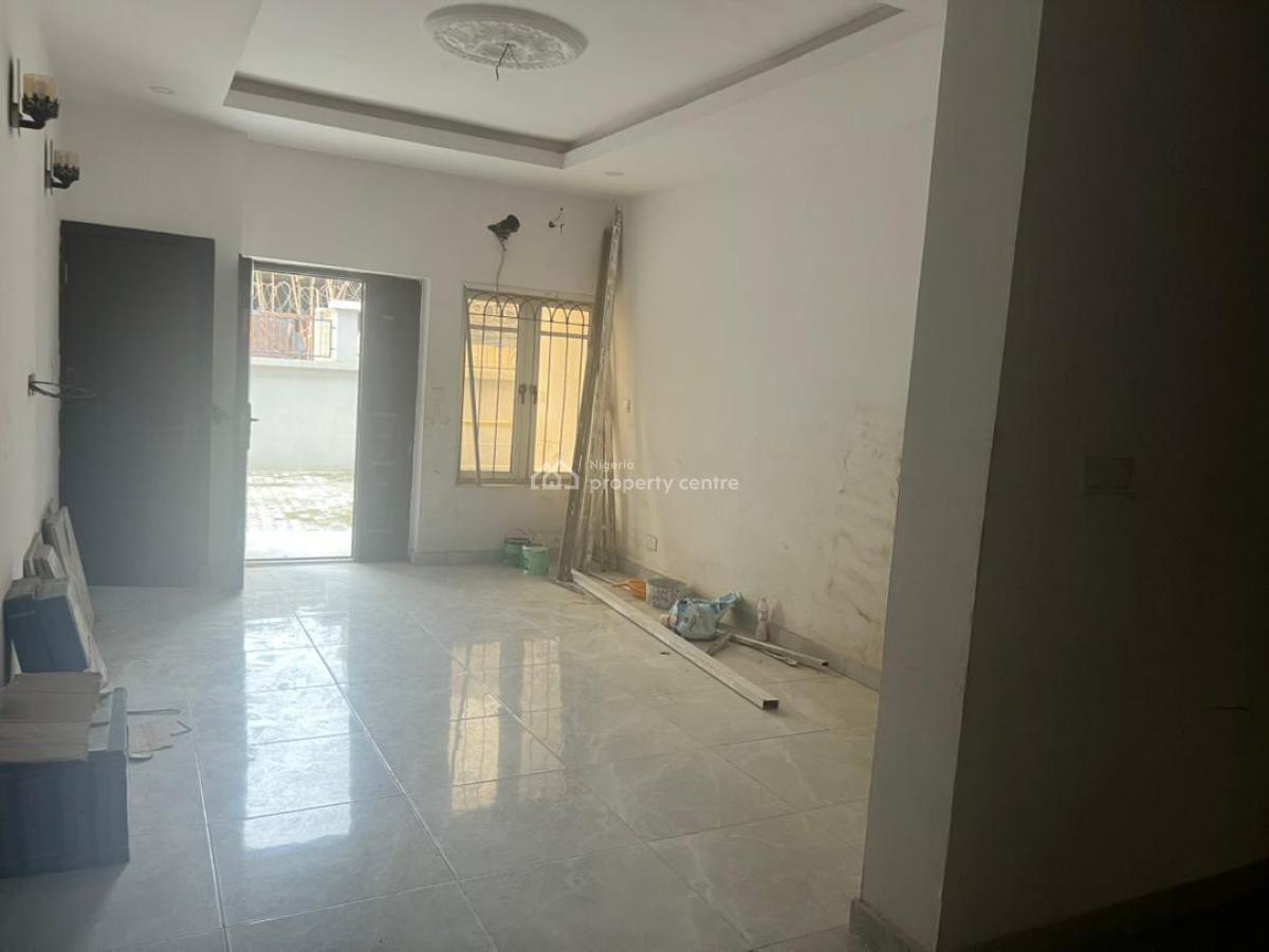 Modern 2-bedroom Flat,  Comfort & Style Await!, Off Admiralty, Lekki Phase 1, Lekki, Lagos, Flat / Apartment for Rent