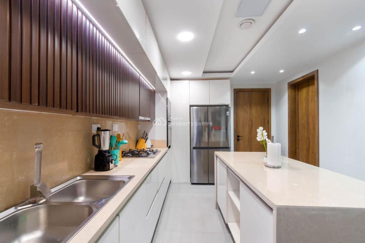 Luxury 2 Bedroom Apartment with Swimming Pool, Gym and Ps5, Periwinkle Estate, Lekki Phase 1, Lekki, Lagos, Flat / Apartment Short Let