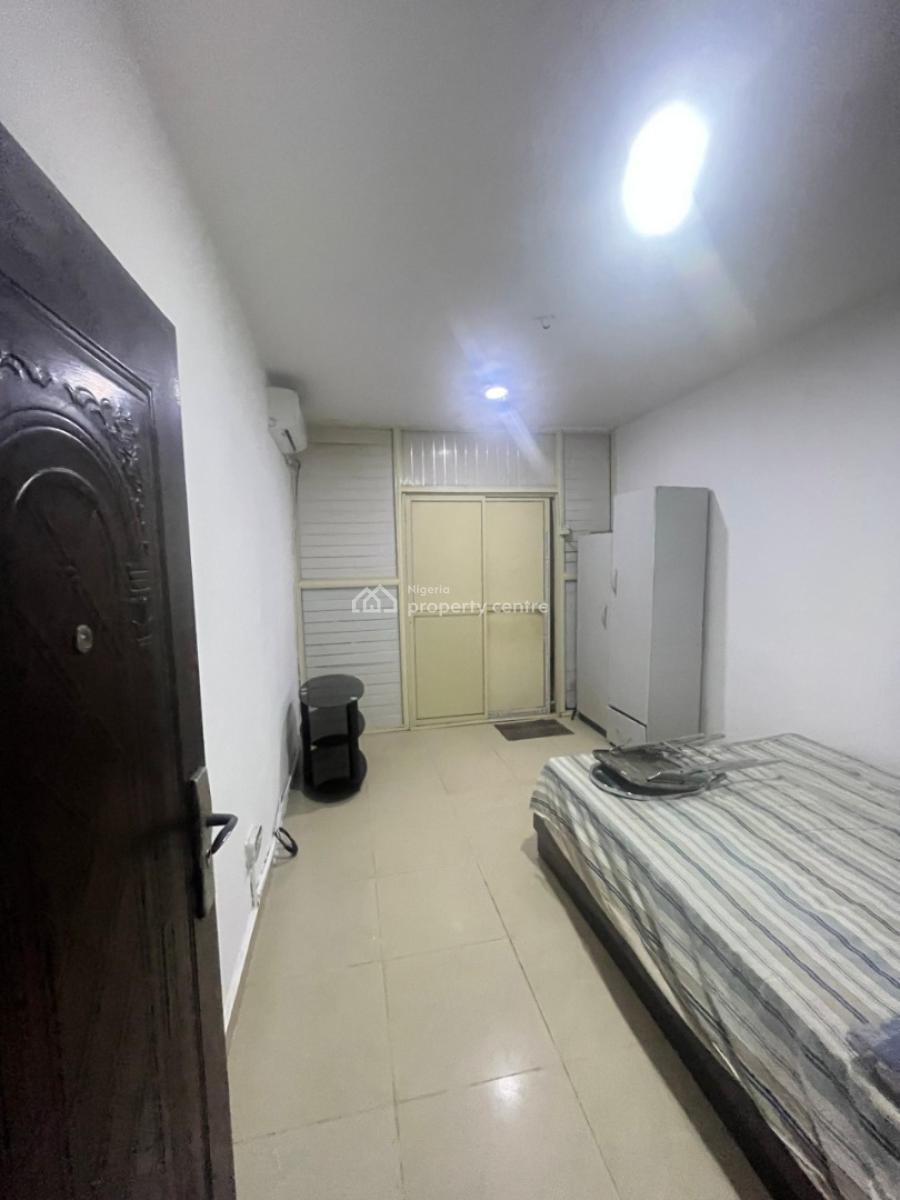Spacious Self Contain, Osapa London, Lekki, Lagos, Self Contain (single Rooms) for Rent