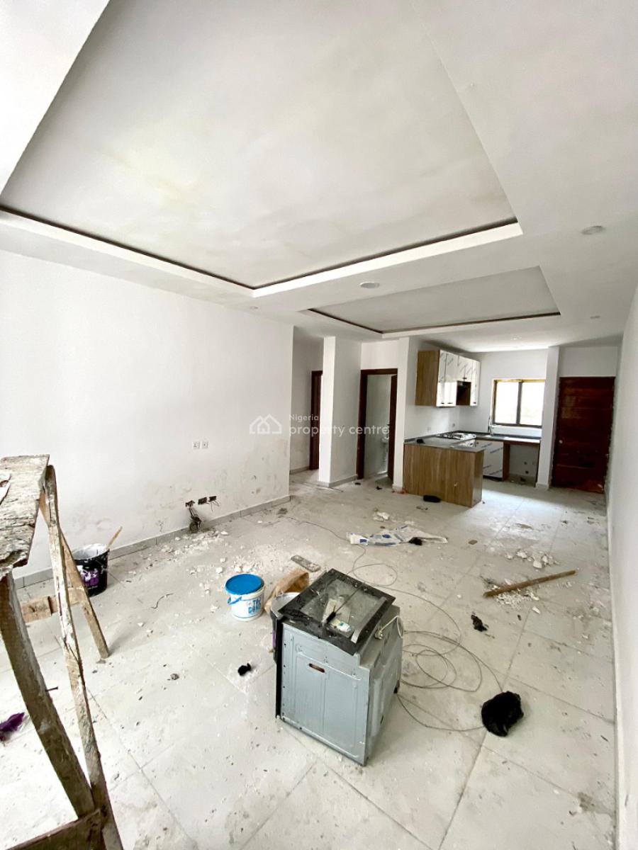 Clean 2 Bedroom Flat Apartment in a Secured and Serene Estate, Chevron Lekki Lagos, Lekki, Lagos, Flat / Apartment for Rent