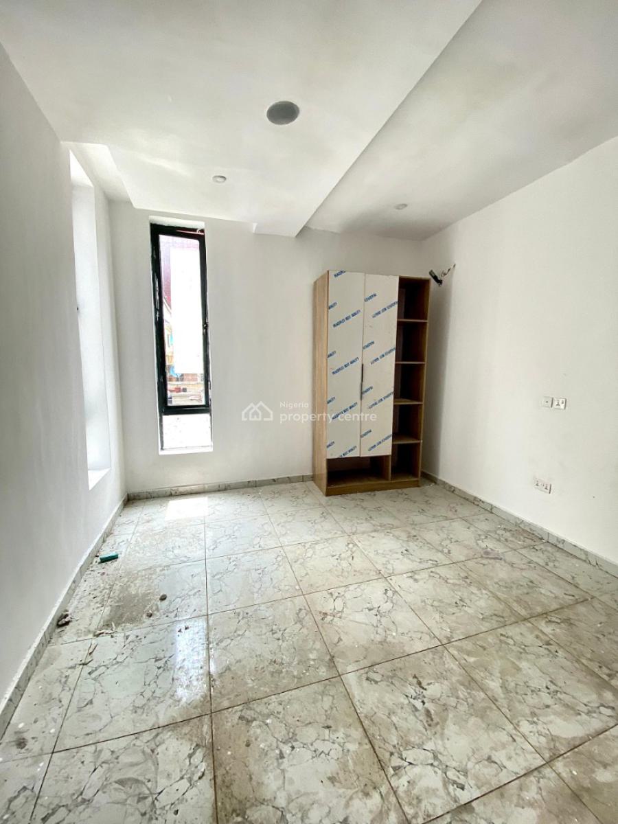 Clean 2 Bedroom Flat Apartment in a Secured and Serene Estate, Chevron Lekki Lagos, Lekki, Lagos, Flat / Apartment for Rent