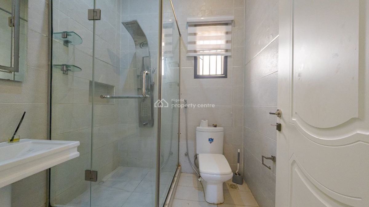 Luxurious Waterfront 4 Bedroom Terrace with Swimming Pool,gym, Snooker, Amusa 4 Lekki Phase 1, Lekki Phase 1, Lekki, Lagos, Flat / Apartment Short Let