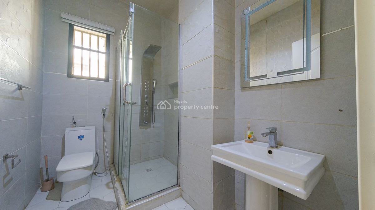 Luxurious Waterfront 4 Bedroom Terrace with Swimming Pool,gym, Snooker, Amusa 4 Lekki Phase 1, Lekki Phase 1, Lekki, Lagos, Flat / Apartment Short Let