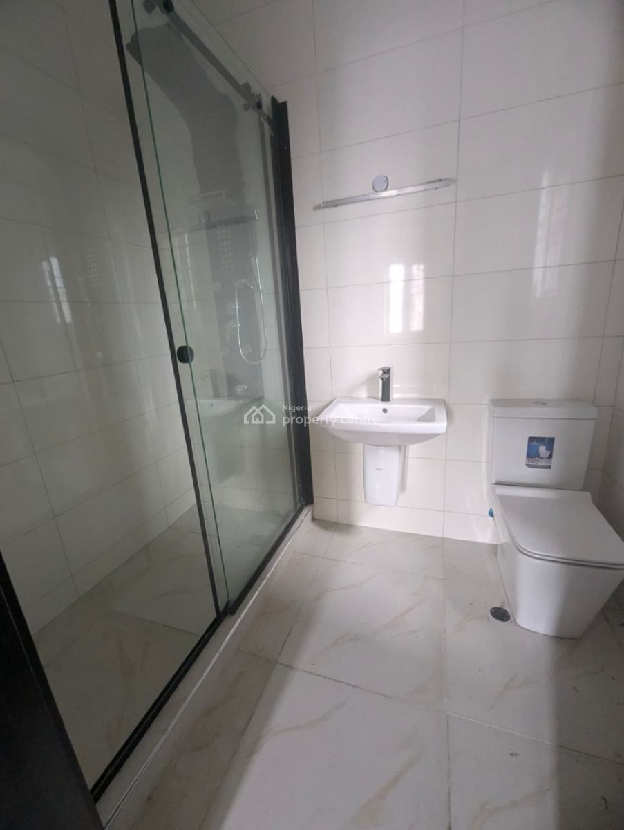 Spacious 4-bed+bq Corner Piece Terrace with Pool, Gym & Football Ptch, Lekki Conservation Rd, Lekki, Lagos, Terraced Duplex for Sale