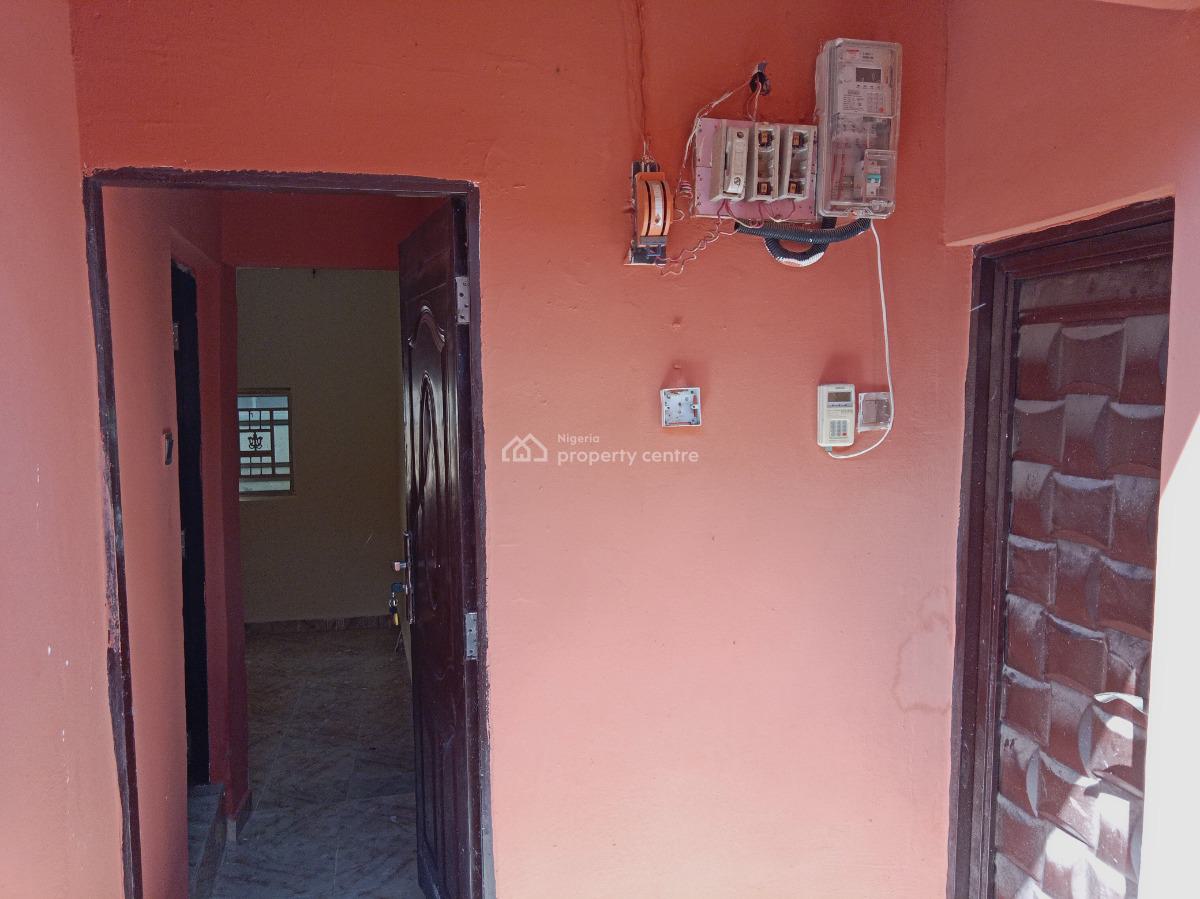 Room & Palour, Nzube Estate, Lokogoma District, Abuja, Detached Bungalow for Rent