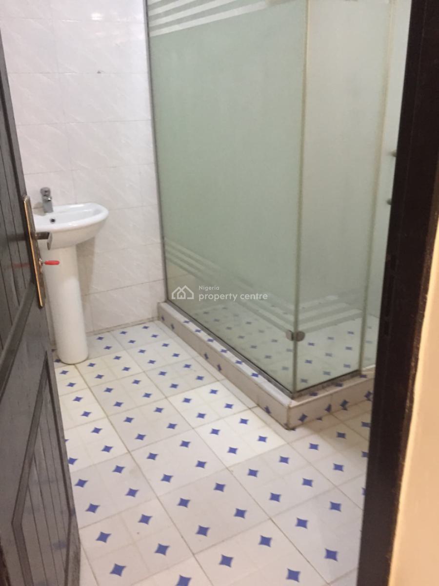 Luxury 3 Bedroom Terrace, Estate, Apo, Abuja, Terraced Duplex for Rent