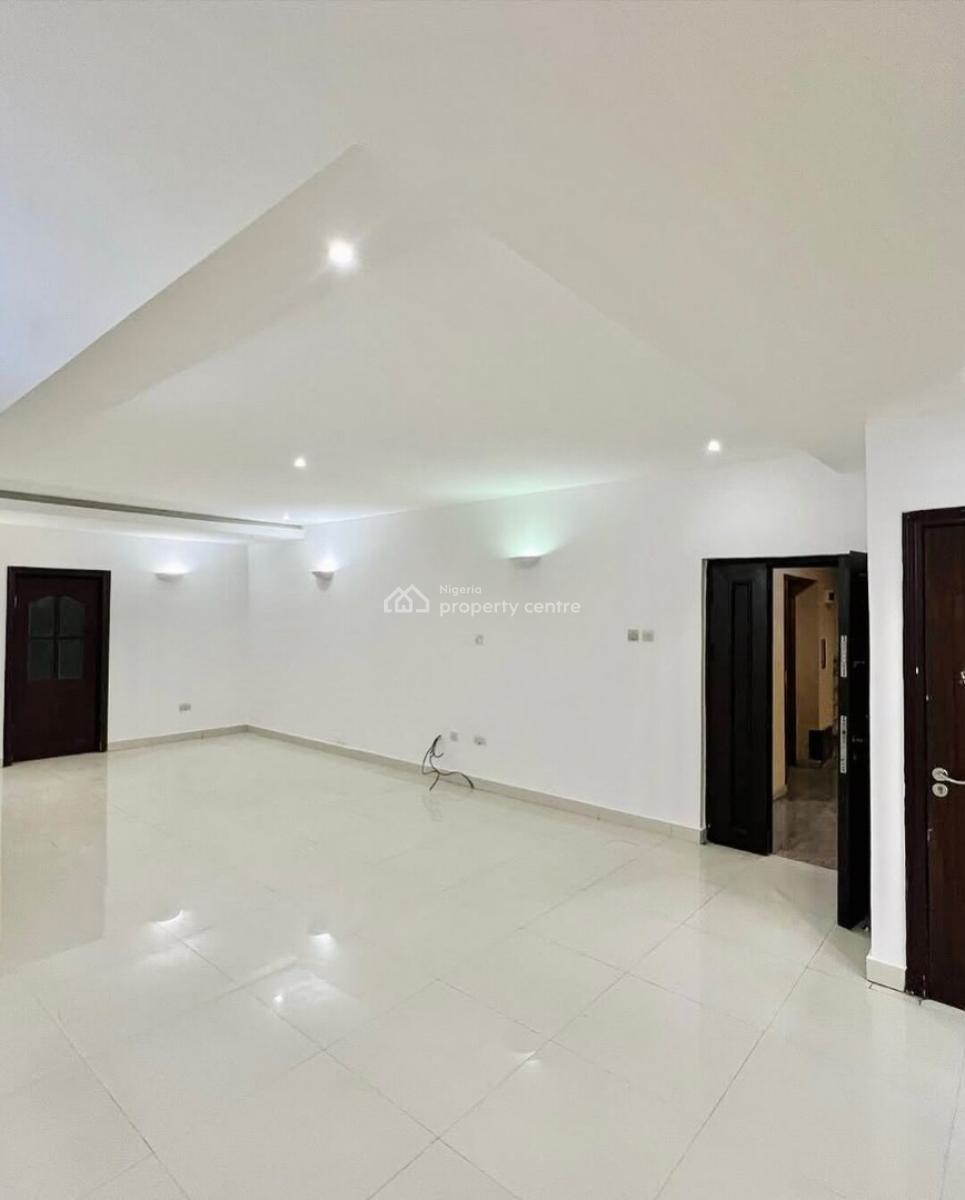 Pristine 3-bedroom Apartment, Lekki Phase 1, Lekki, Lagos, Flat / Apartment for Rent