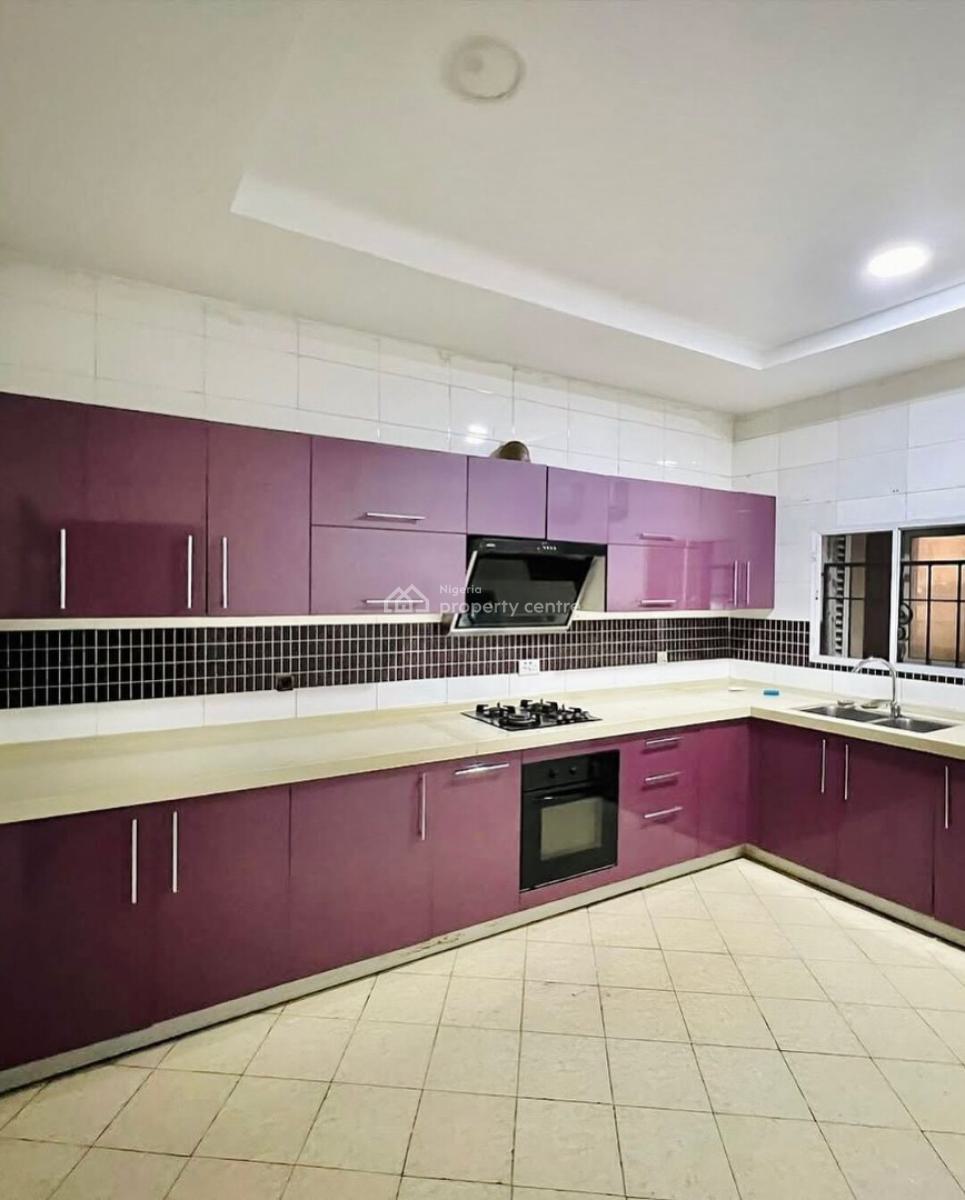 Pristine 3-bedroom Apartment, Lekki Phase 1, Lekki, Lagos, Flat / Apartment for Rent