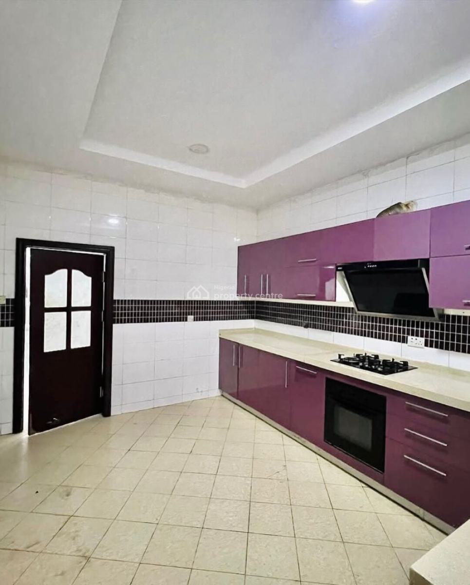 Pristine 3-bedroom Apartment, Lekki Phase 1, Lekki, Lagos, Flat / Apartment for Rent