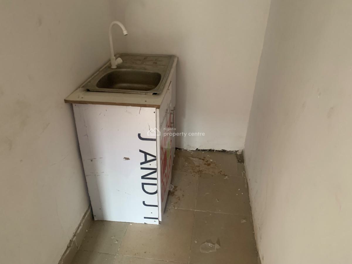 Self Contain, Ikota School, Lekki, Lagos, Self Contain (single Rooms) for Rent