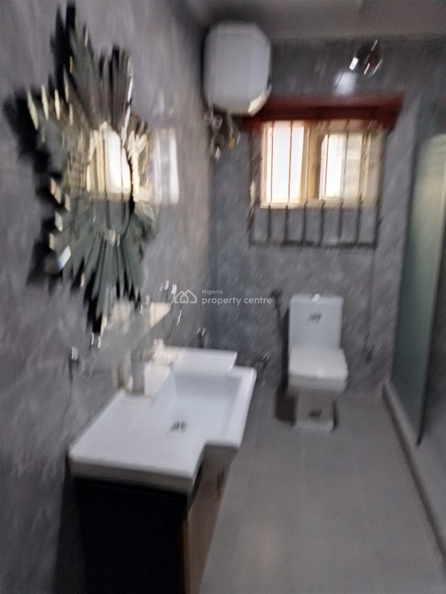 Standard 2 Bedroom Flat  Upstairs with a Room Ba, Off 4 Point, Victoria Island Extension, Victoria Island (vi), Lagos, Flat / Apartment for Rent