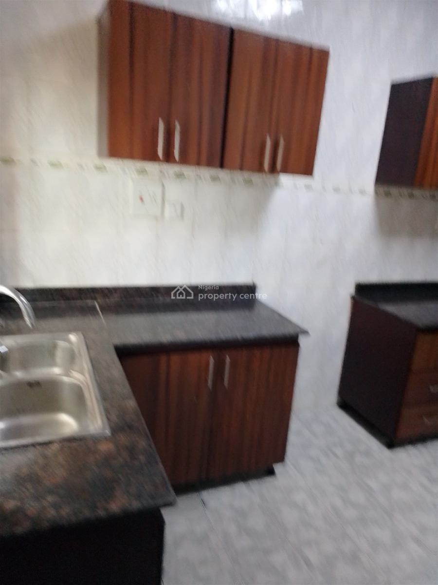 Standard 2 Bedroom Flat  Upstairs with a Room Ba, Off 4 Point, Victoria Island Extension, Victoria Island (vi), Lagos, Flat / Apartment for Rent