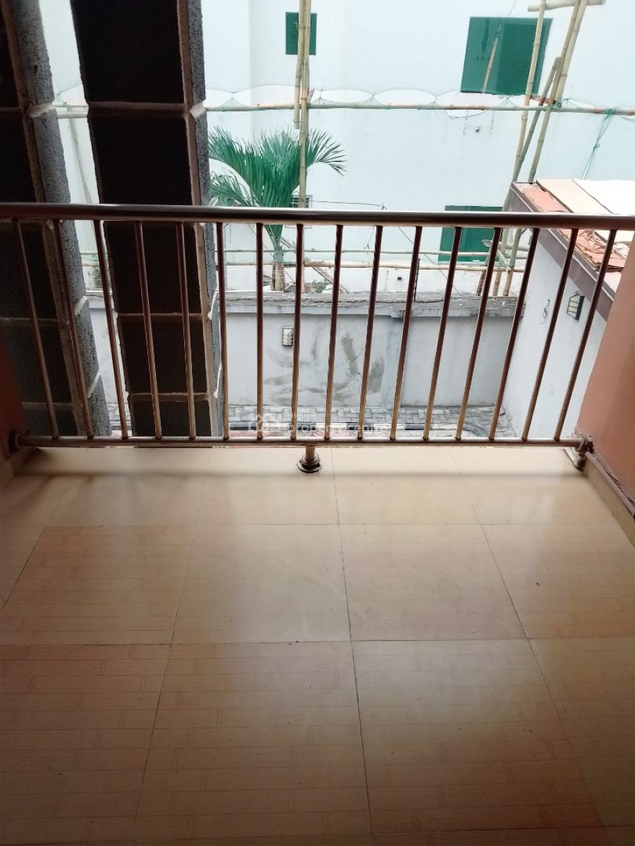 Standard 2 Bedroom Flat  Upstairs with a Room Ba, Off 4 Point, Victoria Island Extension, Victoria Island (vi), Lagos, Flat / Apartment for Rent