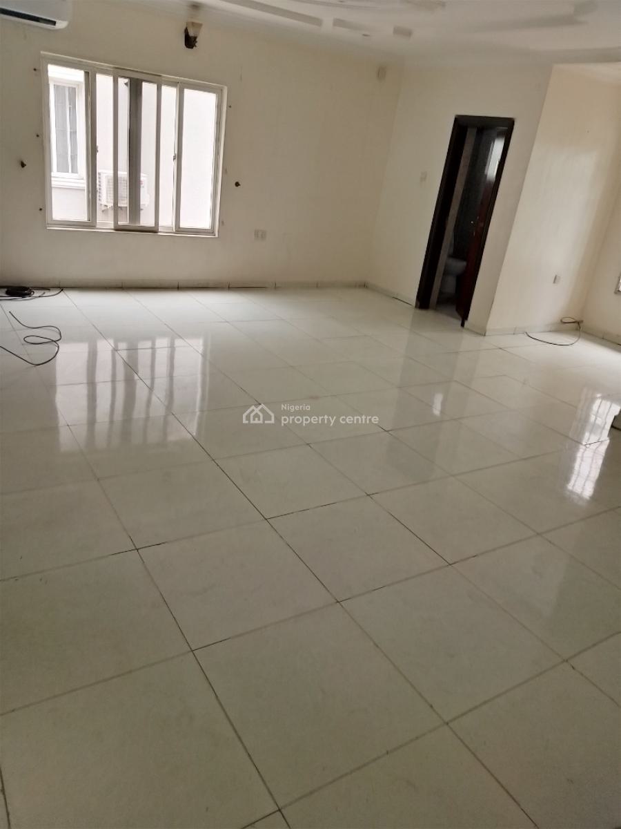 Standard 2 Bedroom Flat  Upstairs with a Room Ba, Off 4 Point, Victoria Island Extension, Victoria Island (vi), Lagos, Flat / Apartment for Rent