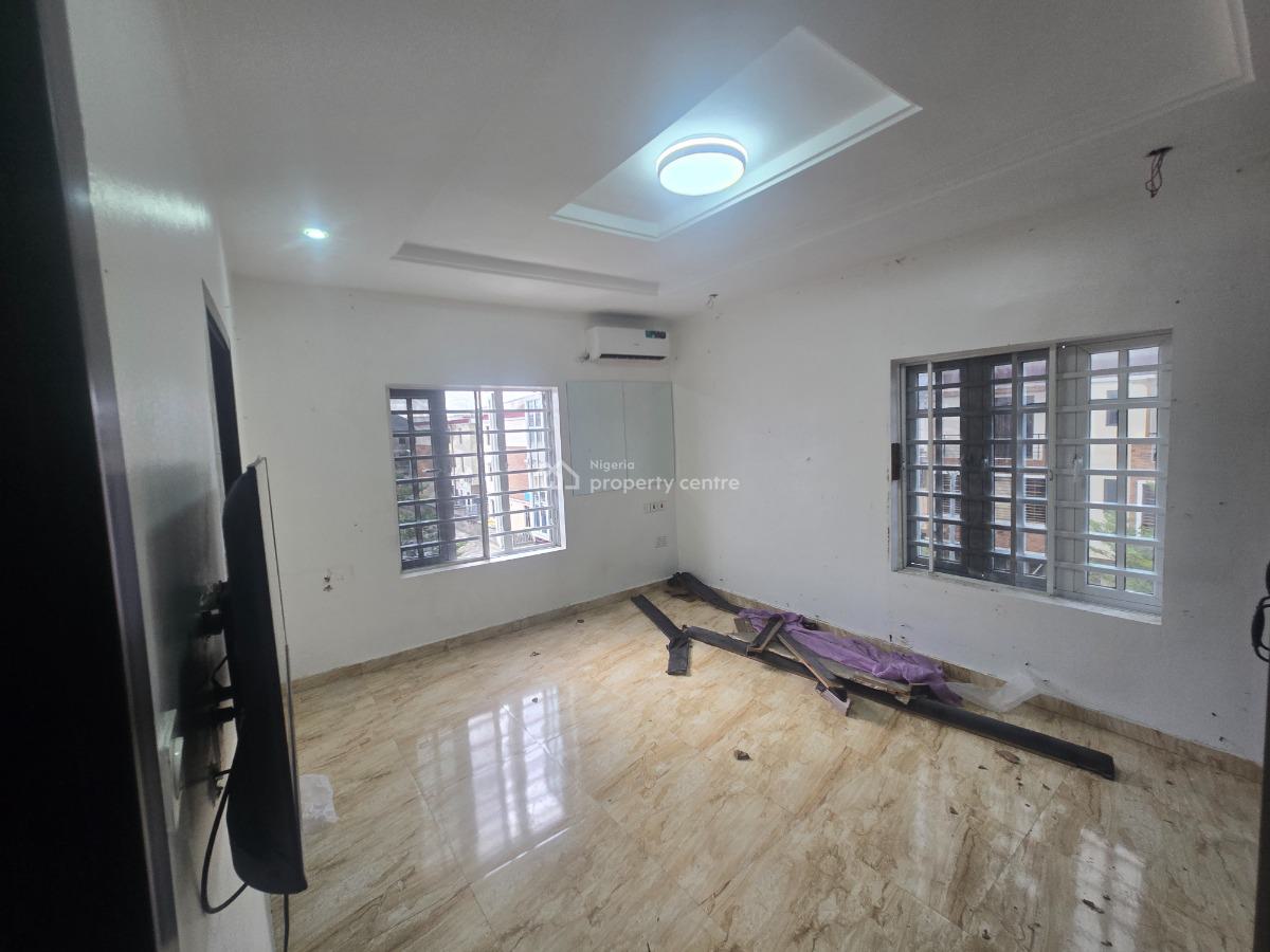 Spacious 3-bedroom Flat Apartment, Off Palace Road, Ikate Elegushi, Lekki, Lagos, Flat / Apartment for Rent