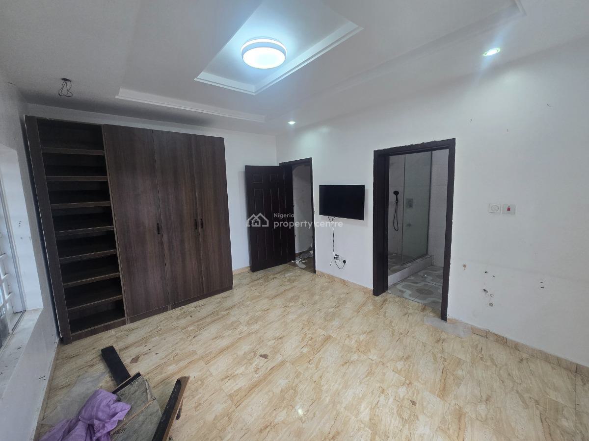Spacious 3-bedroom Flat Apartment, Off Palace Road, Ikate Elegushi, Lekki, Lagos, Flat / Apartment for Rent