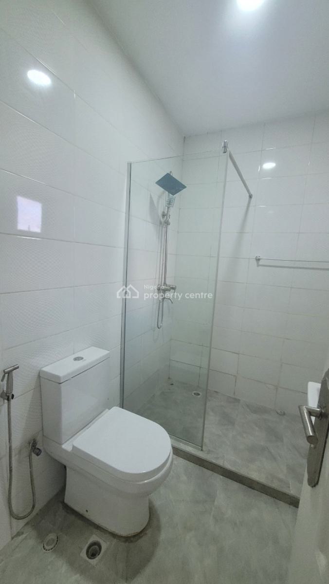 *luxury Very Clean 3bedroom Flat on a Tarred Road*, By Vio, Mabushi, Abuja, Flat / Apartment for Rent