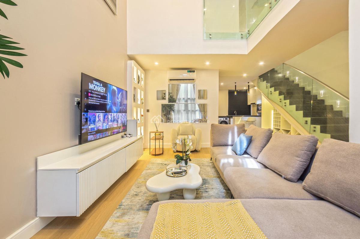 Luxury 2 Bedroom Maisonette with Ps5, Off Admiralty Way, Lekki Phase 1, Lekki, Lagos, Flat / Apartment Short Let