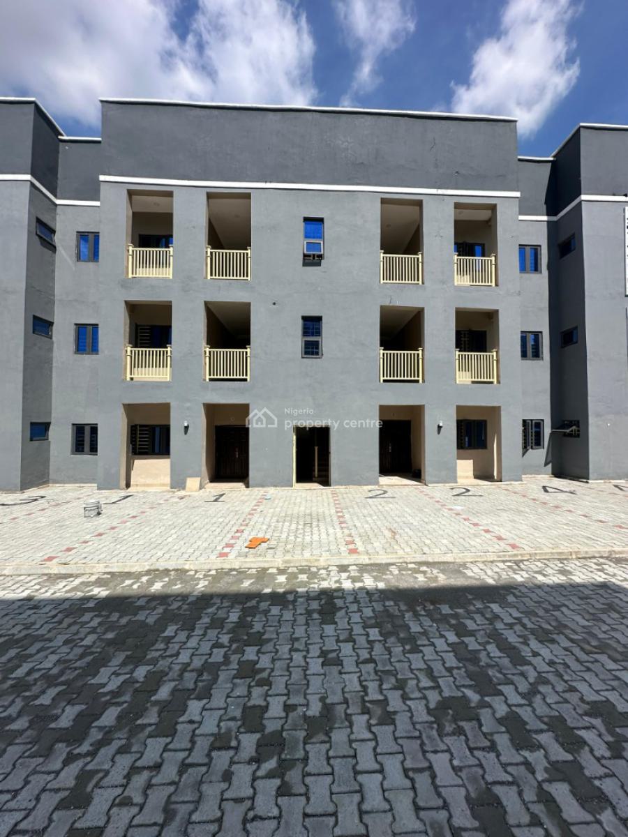 Newly Built 3bedroom with Bq, in an Estate Idu Abuja, Idu Industrial, Abuja, Flat / Apartment for Rent