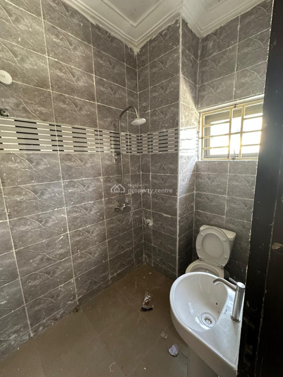 Newly Built 3bedroom with Bq, in an Estate Idu Abuja, Idu Industrial, Abuja, Flat / Apartment for Rent